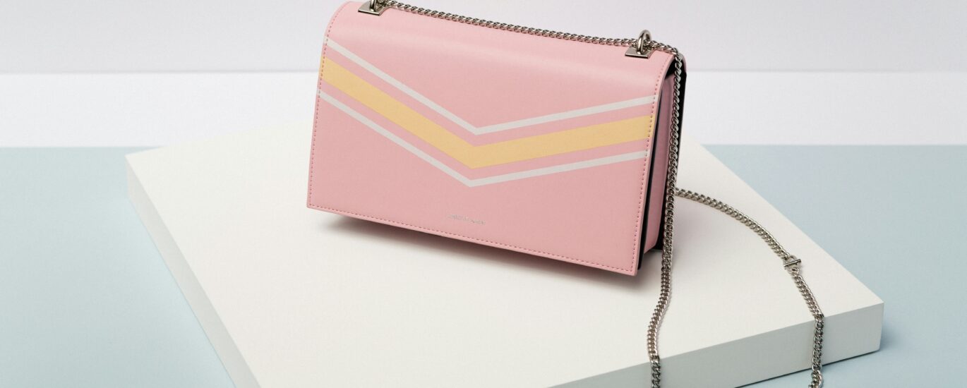 handbags pakistani women 2025